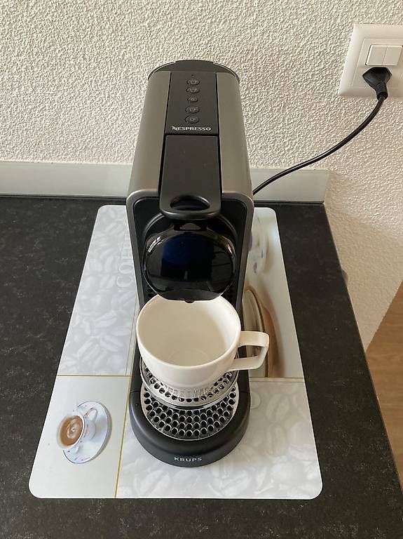 Nespresso Kaffeemaschinen & Espressomaschinen: Nespresso Citiz Platinum mit Garantie – Gebraucht aus Full-Reuenthal von Firu 3