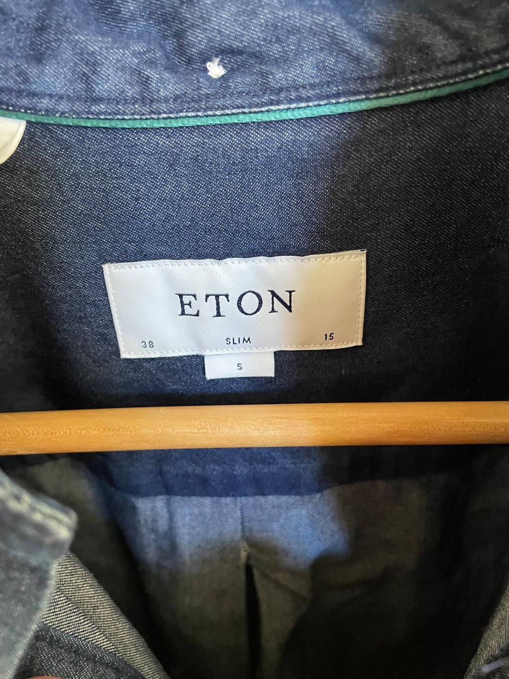 Chemises: Wunderschönes ETON Hemd, Denimblau, 38, Slim – D'occasion à Bern par goodlife 1