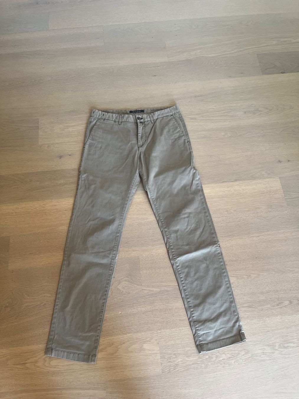 Marc O'Polo Pantaloni: Marc O'Polo Mod. #Vernik Chino – Usato da Mühlethal venduto da SUPnik
