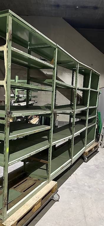 Scaffali: Grosses stabiles Lagerregal/ Steckregal – Usato da Winterthur venduto da ReUse_Baumarkt 2