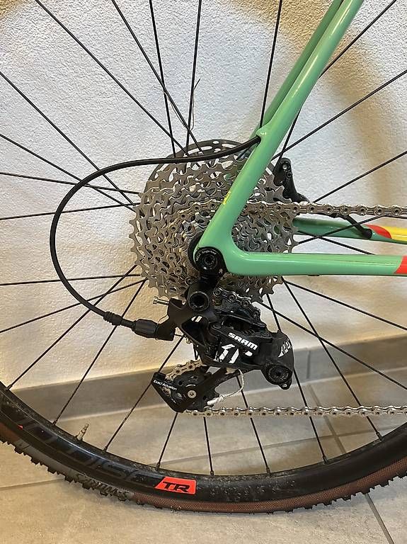 Velos: Cannondale Super X - Apex 1 Carbon – Gebraucht aus Eysins von cbe_qs6g 3