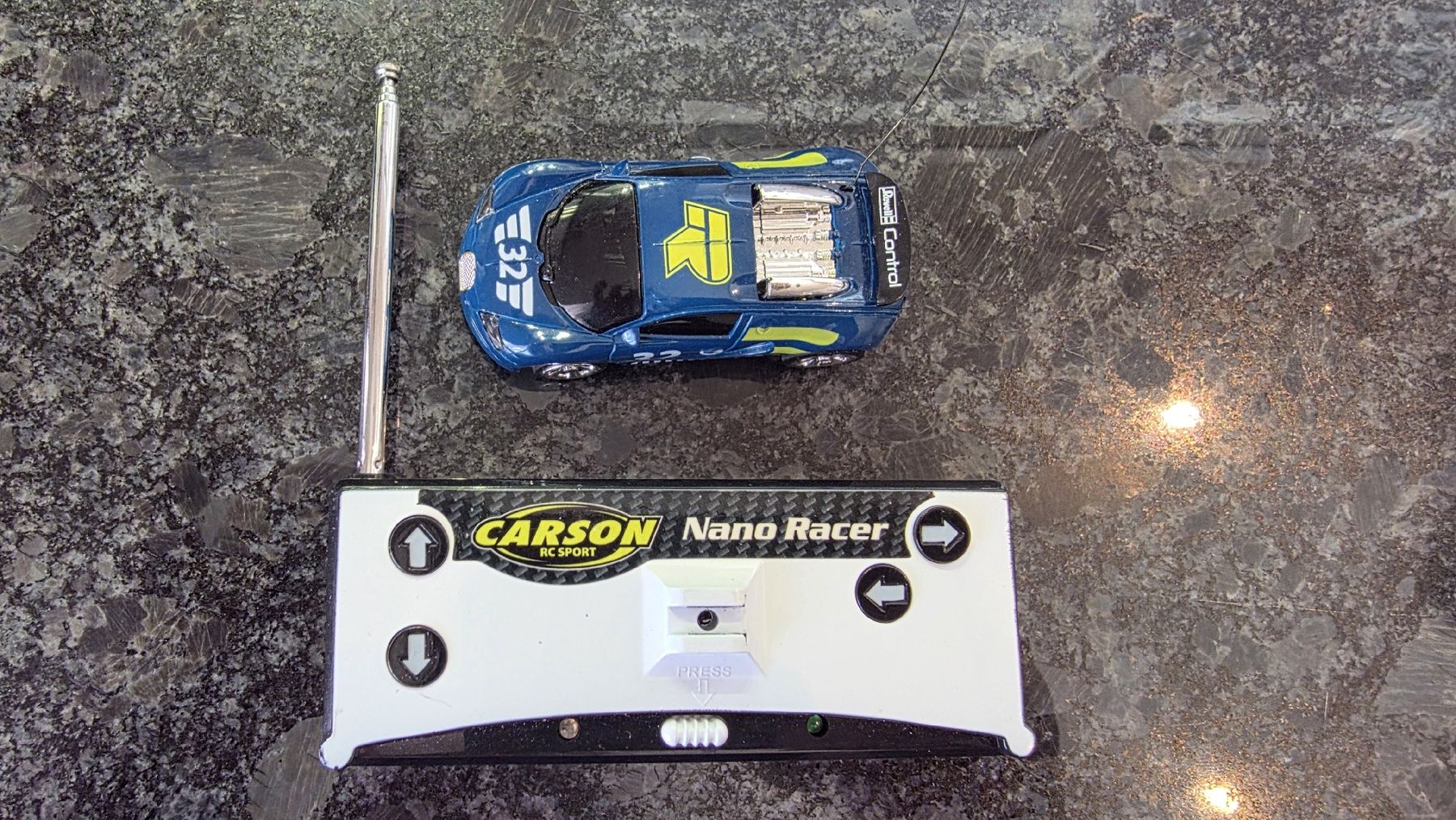 Giocattoli: RC MINI - Carson / Revell Control Nano Racer – Usato da Grüningen venduto da scotus82
