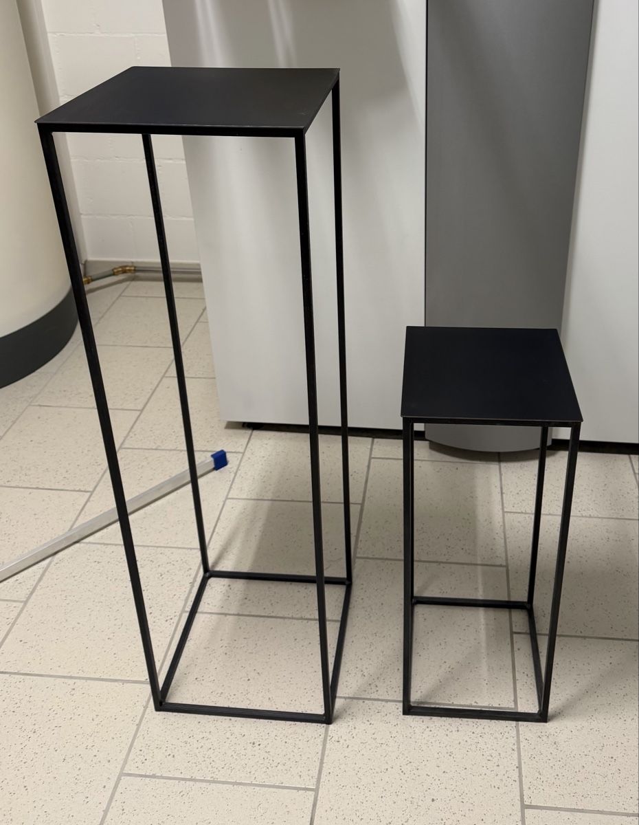 Altro in Decorazioni & Accessori: Podest Eisen 2 Stück – Usato da Seengen venduto da Maribulm