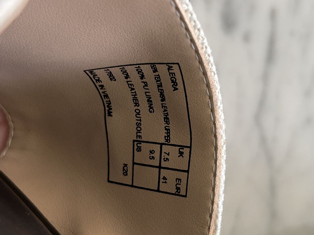 Ralph Lauren Scarpe da donna: Ralph Lauren canvas sandals Size 41 – Nuovo (secondo la descrizione) da Biel/Bienne venduto da zit_v5yc 5