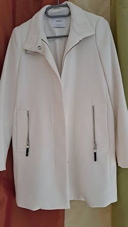 Kurzmantel off-white von Mango, Gr. XS-S