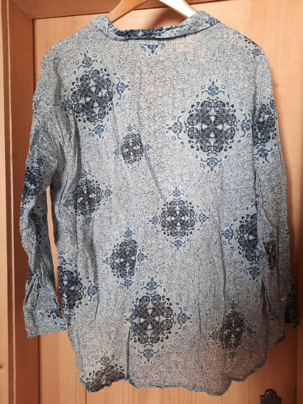 H&M Camicette: Blau gemustert Bluse - Grösse 36 – Usato da Unterterzen venduto da elebo 5