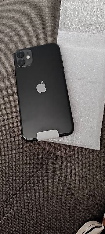 Portables: iphone 11 128GB schwarz, neu – D'occasion à Zürich par Nara83