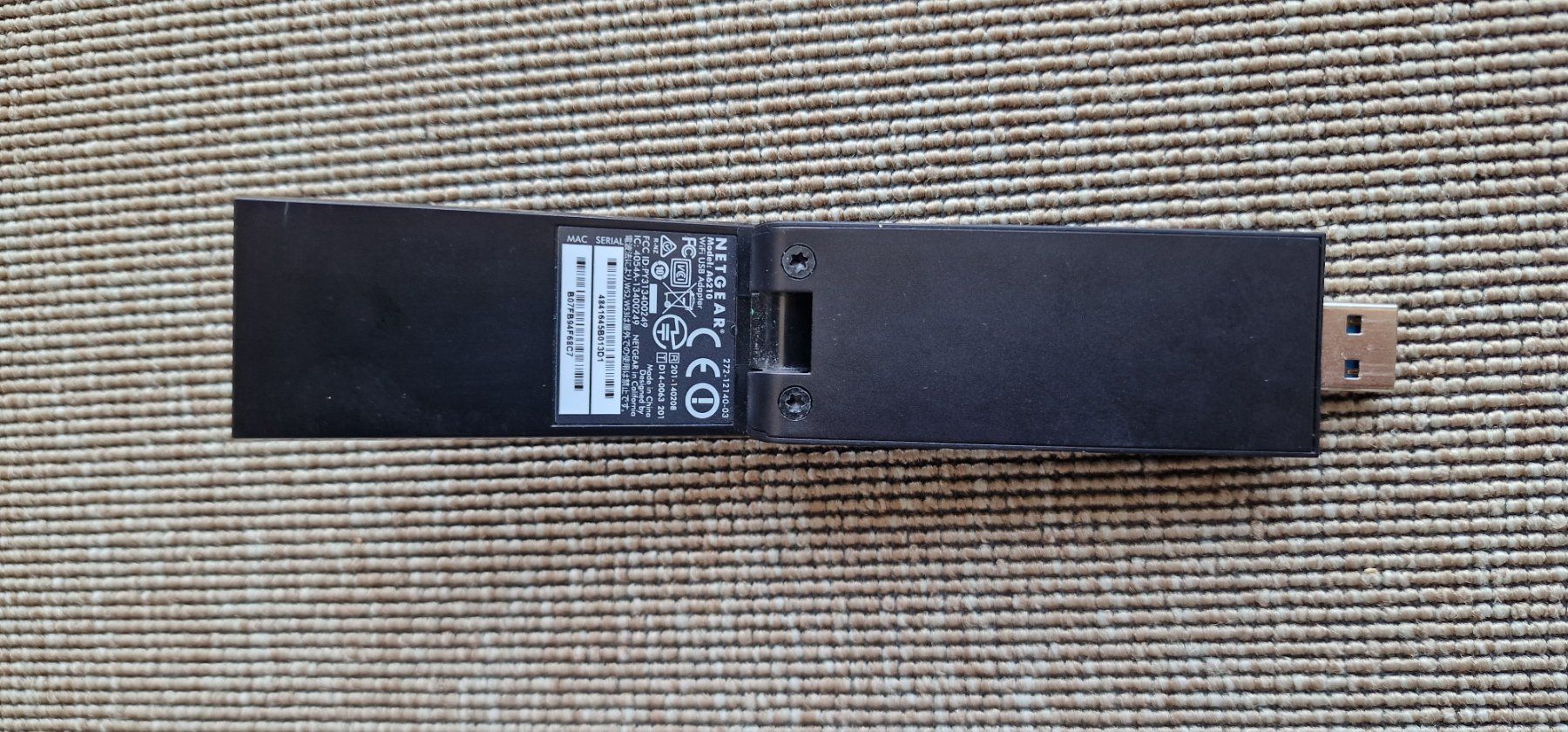Netgear USB Sticks: Netgear A6210 wifi usb adapter – Gebraucht aus Gerlafingen von diotech 1