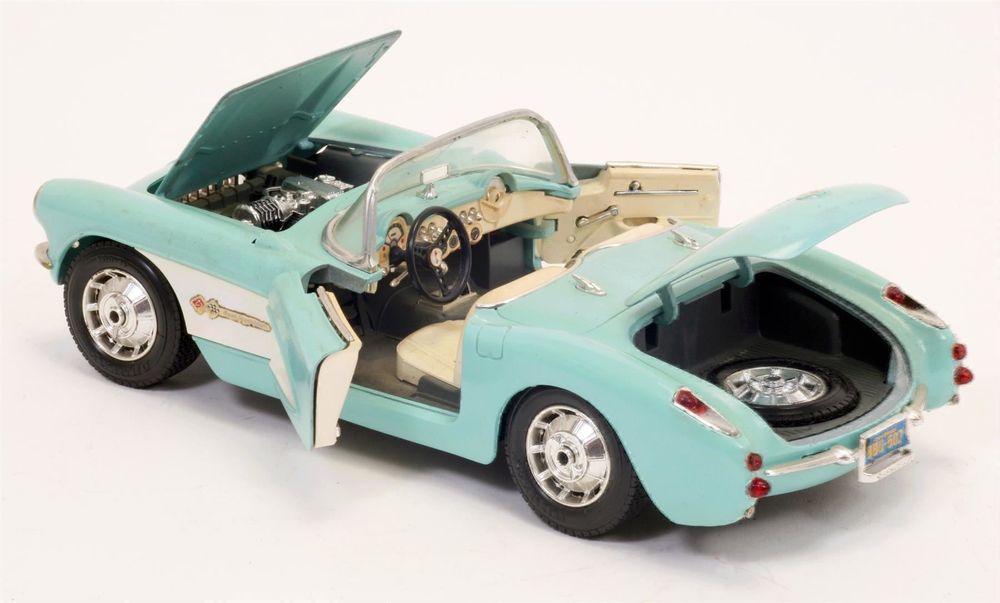 Modèle Réduit Chevrolet Corvette Cabriolet Rouge Burago 1/43 - Occasion