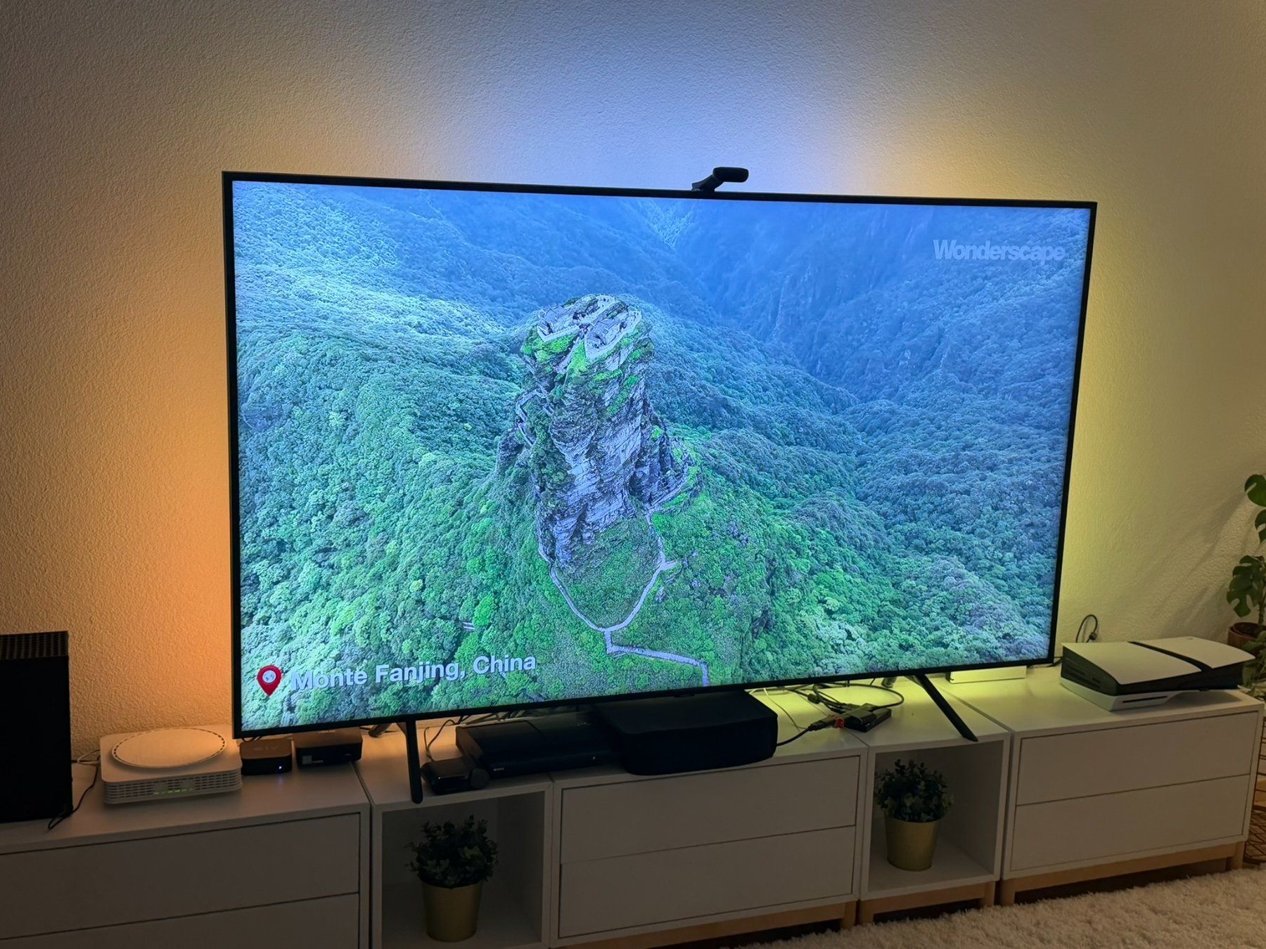 Samsung Televisori: Samsung 4K QLED 82″ – Usato da Zürich venduto da mar_bg9h