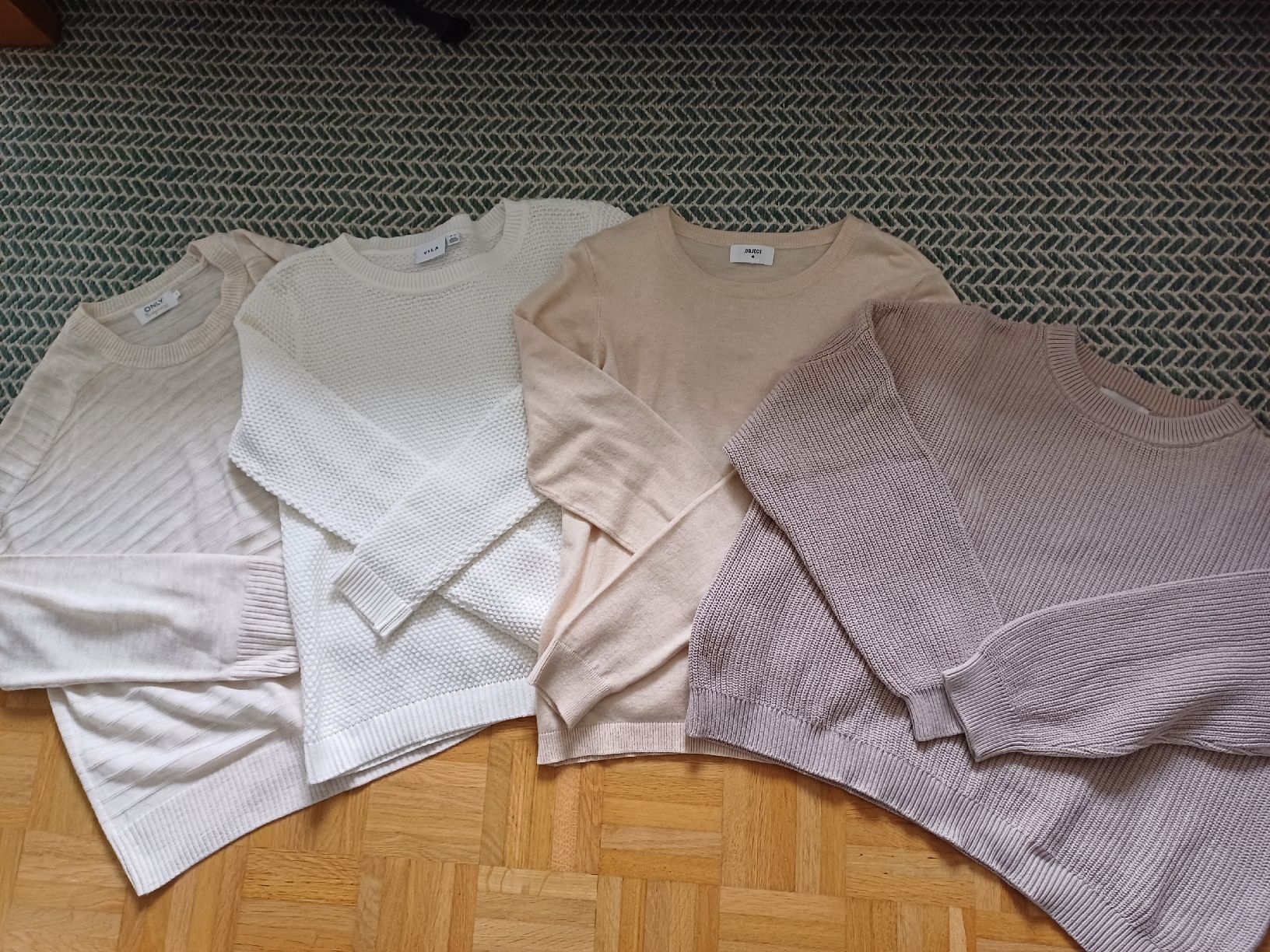 Lotti di vestiti: Kleiderpaket weiss / creme Gr. M – Nuovo (secondo la descrizione) da Biel/Bienne venduto da Tammys 2