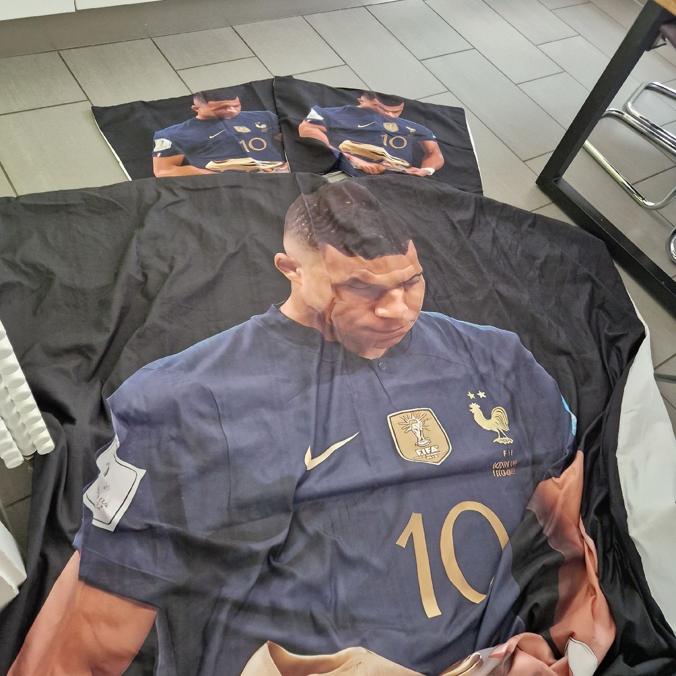 Biancheria da letto: Bettwäsche Fussball Mbappe – Usato da Thayngen venduto da Misanthrop01 1