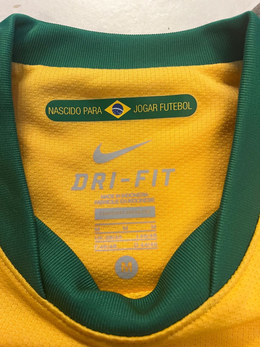 Nike Canottiere & Pantaloni: Maillot de foot - Brésil - 2010 – Usato da Alle venduto da mar_yl9x 3