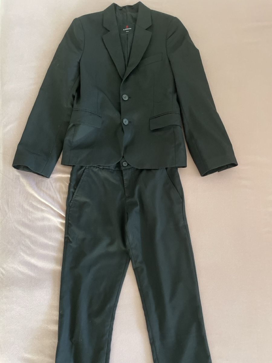 Completi: Anzug Gr 140/146 black – Usato da Zug venduto da SteffiW.