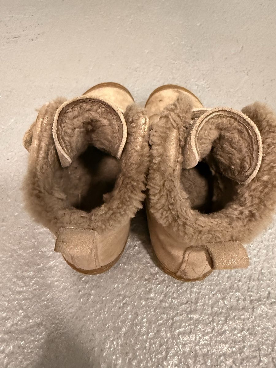 Scarpe per ragazzi: Winterschuhe Clic Gr 22 Lammfell – Usato da Illnau venduto da DuNa 1