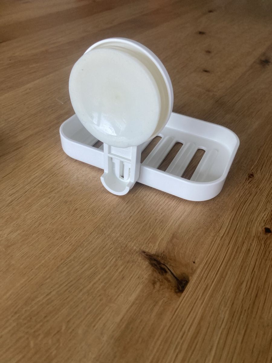 Ikea Portasapone: Porte savon avec ventouse – Usato da Hérémence venduto da saburan 2