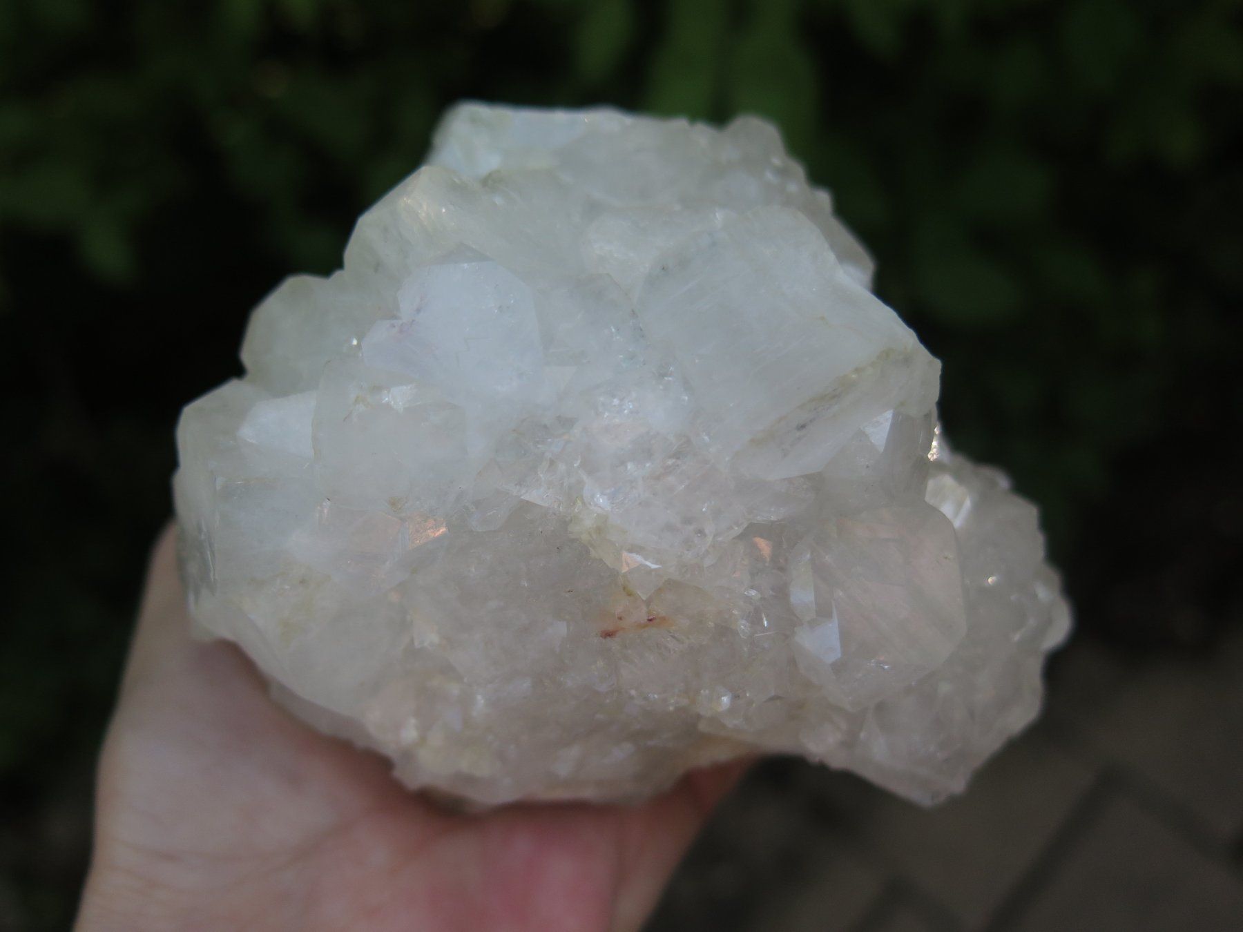 Mineralien & Heilsteine: Apophyllit mit dunklem Stilbit von Indien, ca.777 gr. – Gebraucht aus Schaffhausen von Yamakana51L8736OQ8 6