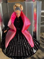 Festliche Sammler-Barbie Happy Holidays 1996