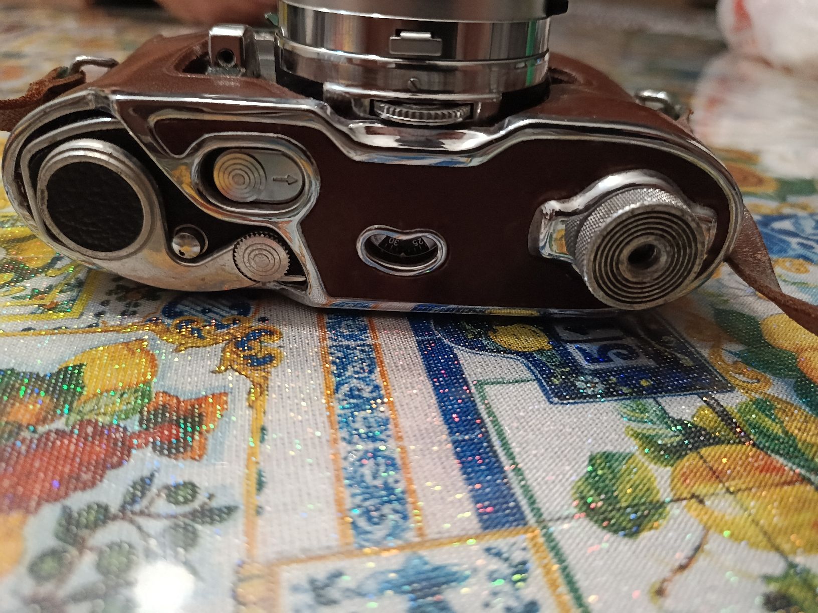 Kodak Fotocamera: Kodak Retina Reflex 3 – Difettoso da Riva San Vitale venduto da Stekri 4
