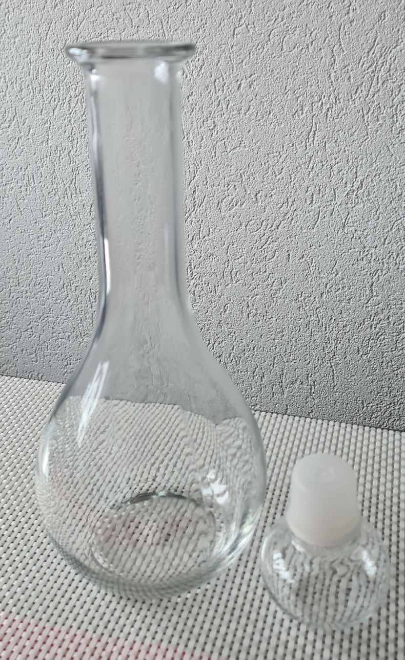 Altro in Stoviglie & Bicchieri: Schöne Glasflasche Glaskaraffe Vintage Design – Usato da Steffisburg venduto da Black-Jack 1