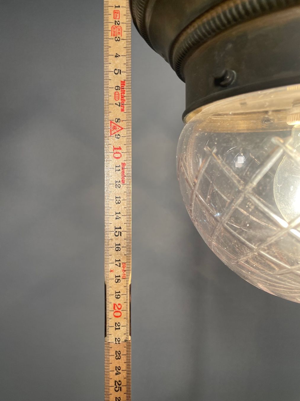 Kronleuchter & Deckenlampen: Antike Deckenleuchte aus Messing – Gebraucht aus Zürich von Hedwig-steig 9