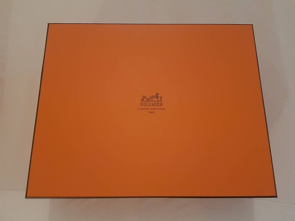 Teli da bagno: HERMES Babybadetuch "Avalon" - beige – Usato da Lausen venduto da mirip86