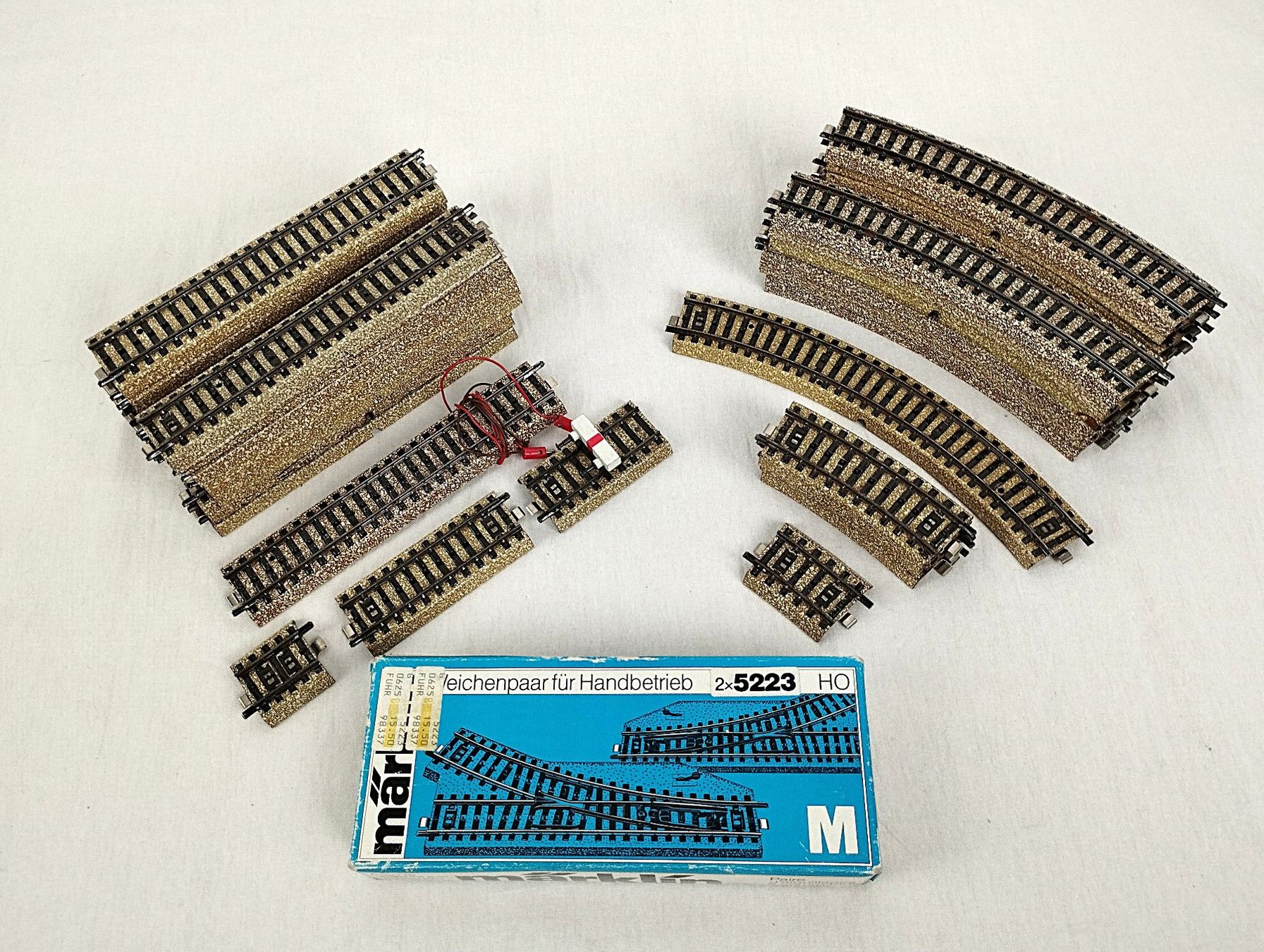 Märklin Modelleisenbahnen: MÄRKLIN Geleise-Set H0 – Gebraucht aus Schübelbach von Restwert_Schubelbach