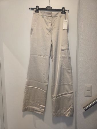 Pantalon cargo beige Marccain,taille haute, jambe large,neuf