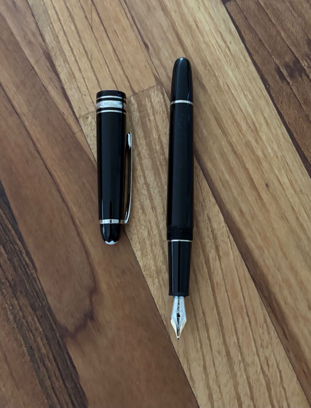Montblanc Altro in Scrittura & Disegno: Füllfederhalter Montblanc – Usato da Winterberg ZH venduto da gsc8303 1