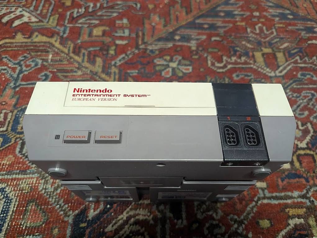 Console: NES Original Super Set - Mit Holzbox in Top Zustand – Usato da Rothrist venduto da Eclipsech 5