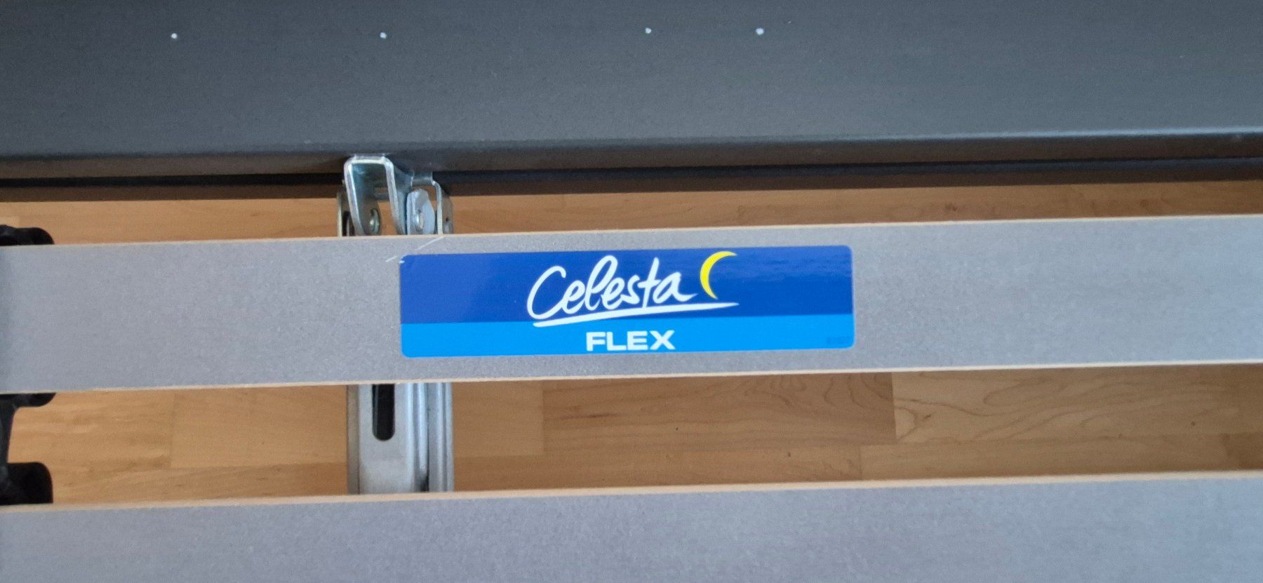 Lits: Bett mit Nachttisch – D'occasion à Obernau par countdown 5