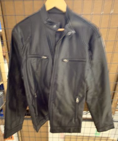 Trendige schwarze Kunst-Lederjacke, L, sehr guter Zustand