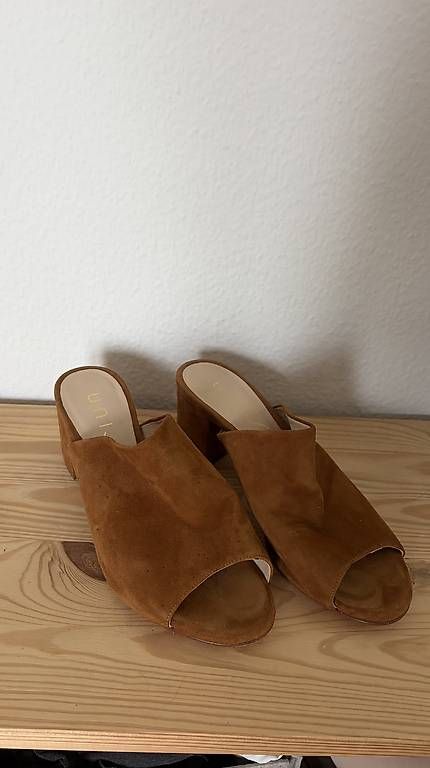 Scarpe da donna: braune Mules / Sandaletten – Nuovo (secondo la descrizione) da Neuheim venduto da Vinn
