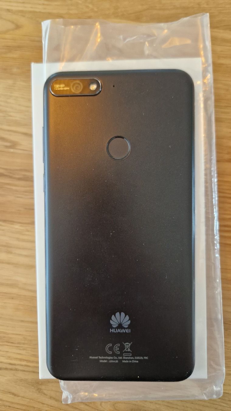 Huawei Telefoni cellulari / Smartphones: Huawei Y7 2018 New Smartphone – Nuovo (secondo la descrizione) da Islikon venduto da SnazzyYazzy 6