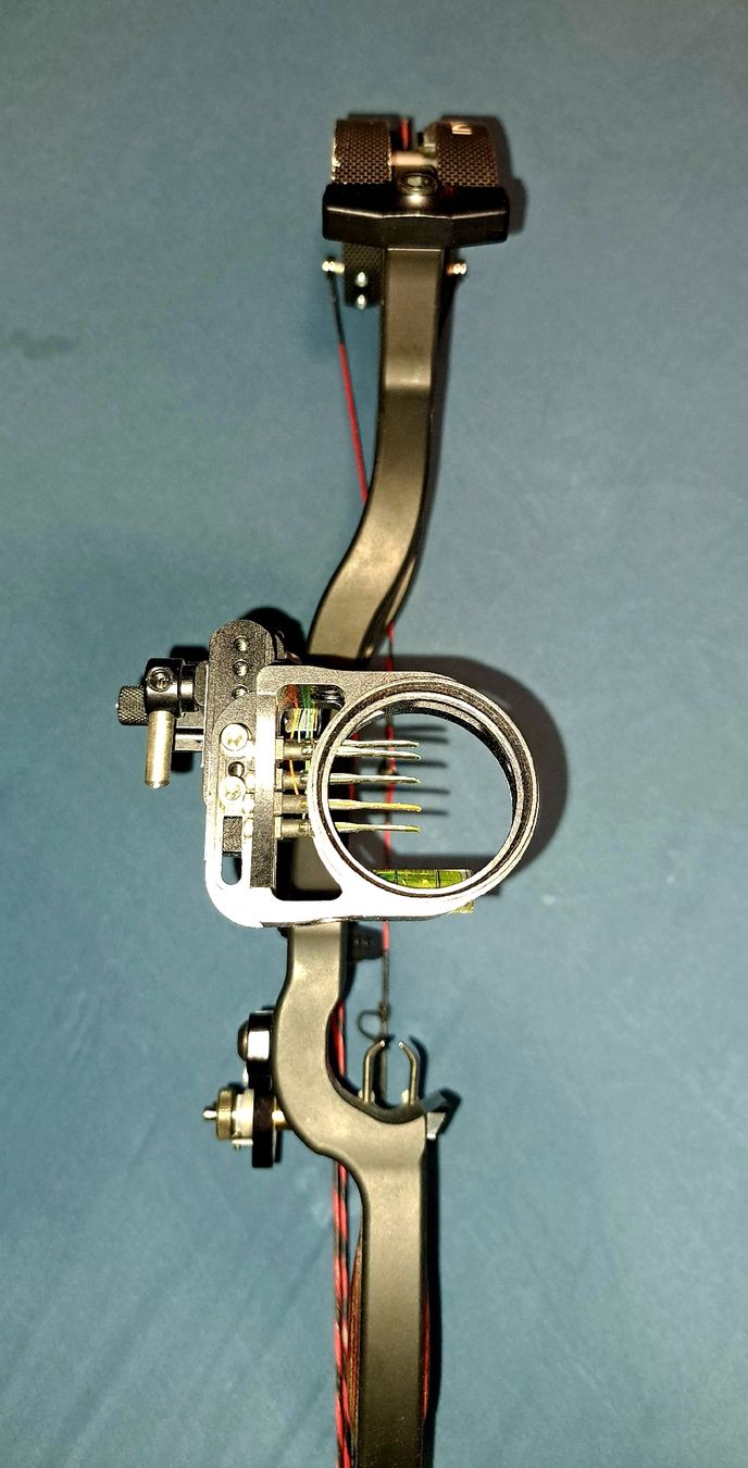 Bogenschiessen: Compoundbogen Bow Tech Invasion CPX black inkl. Zubehör – Gebraucht aus Dietikon von Voegi 2