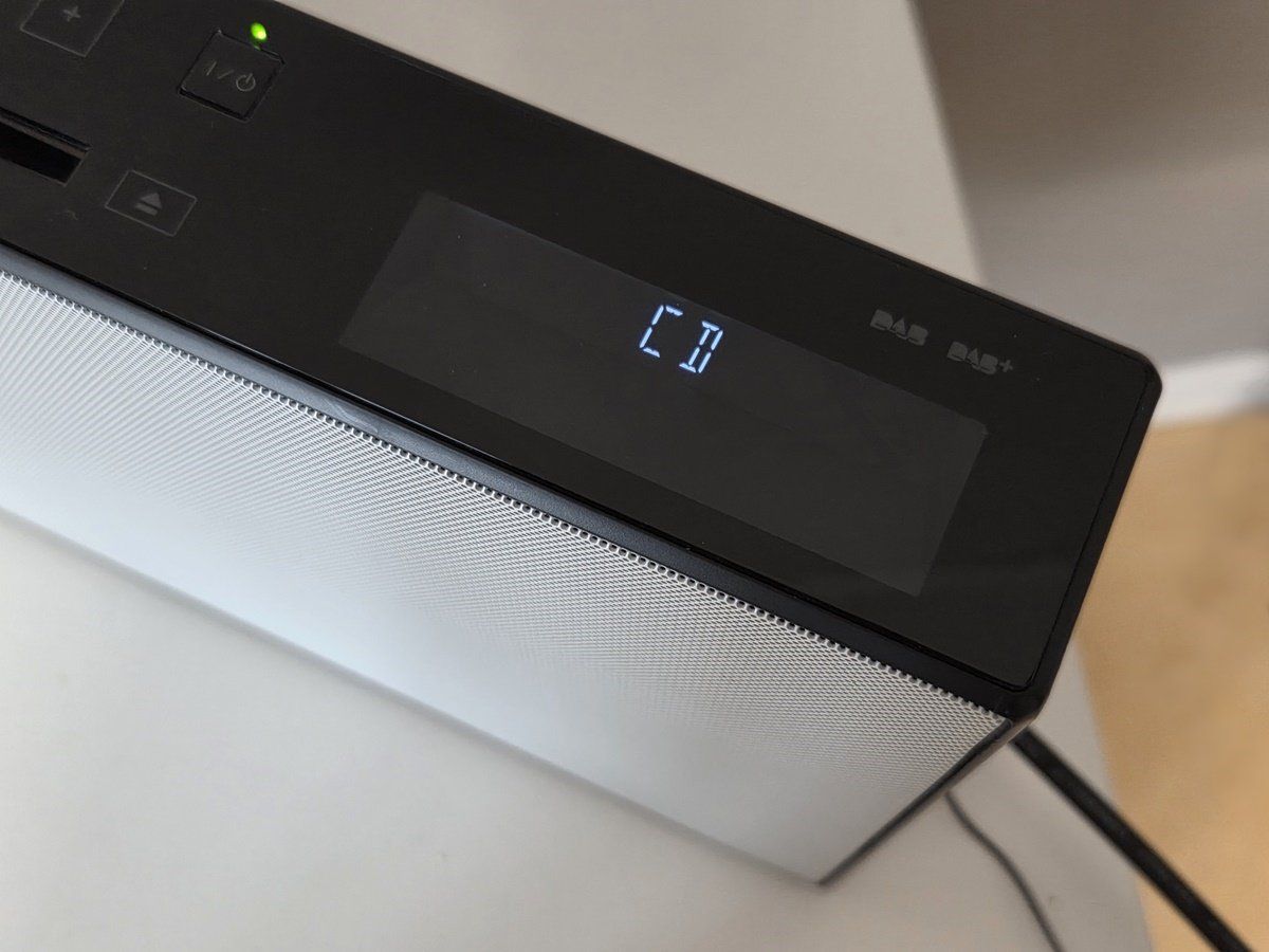 Sony Radios: Sony CMT-X5CDB All-in-One Audiosystem - DAB+, CD, Bluetooth – Gebraucht aus wallbach von 88-Melanie 8