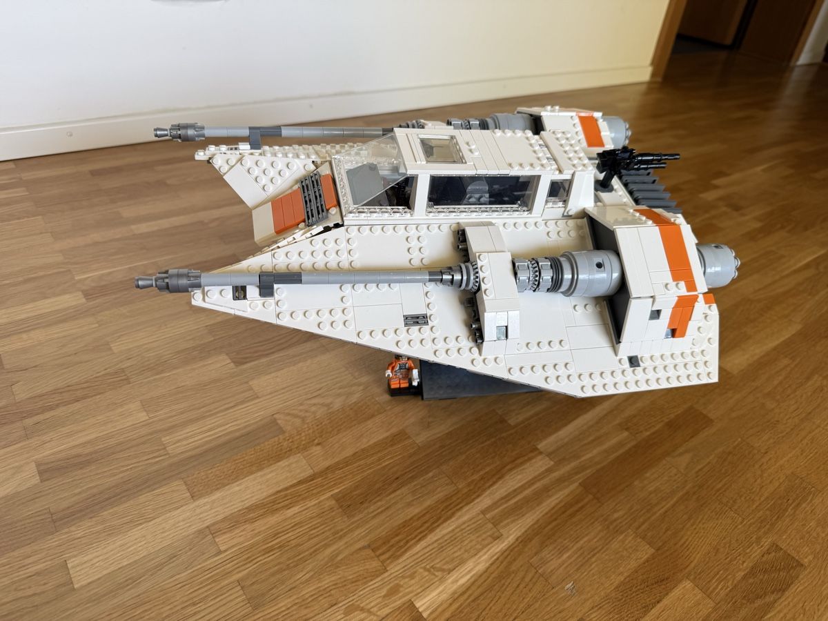 Lego Jeux de construction: Lego 75144 - UCS Snowspeeder – D'occasion à Luzern par bestbrands 1