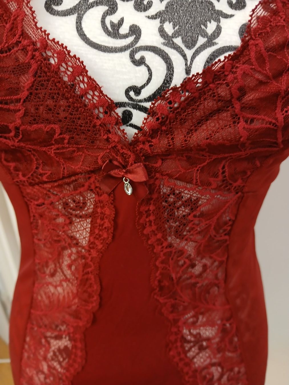Altra biancheria intima: Eleganter Body in Rot mit Spitze Gr. M – Nuovo (secondo la descrizione) da Glattbrugg venduto da fin_66d8 1