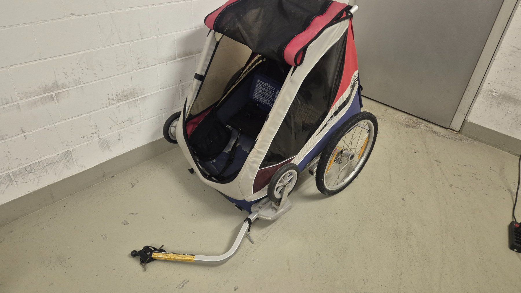 Rimorchi: Kinderfahrradanhänger Chariot – Usato da Arbon venduto da Satschmo1