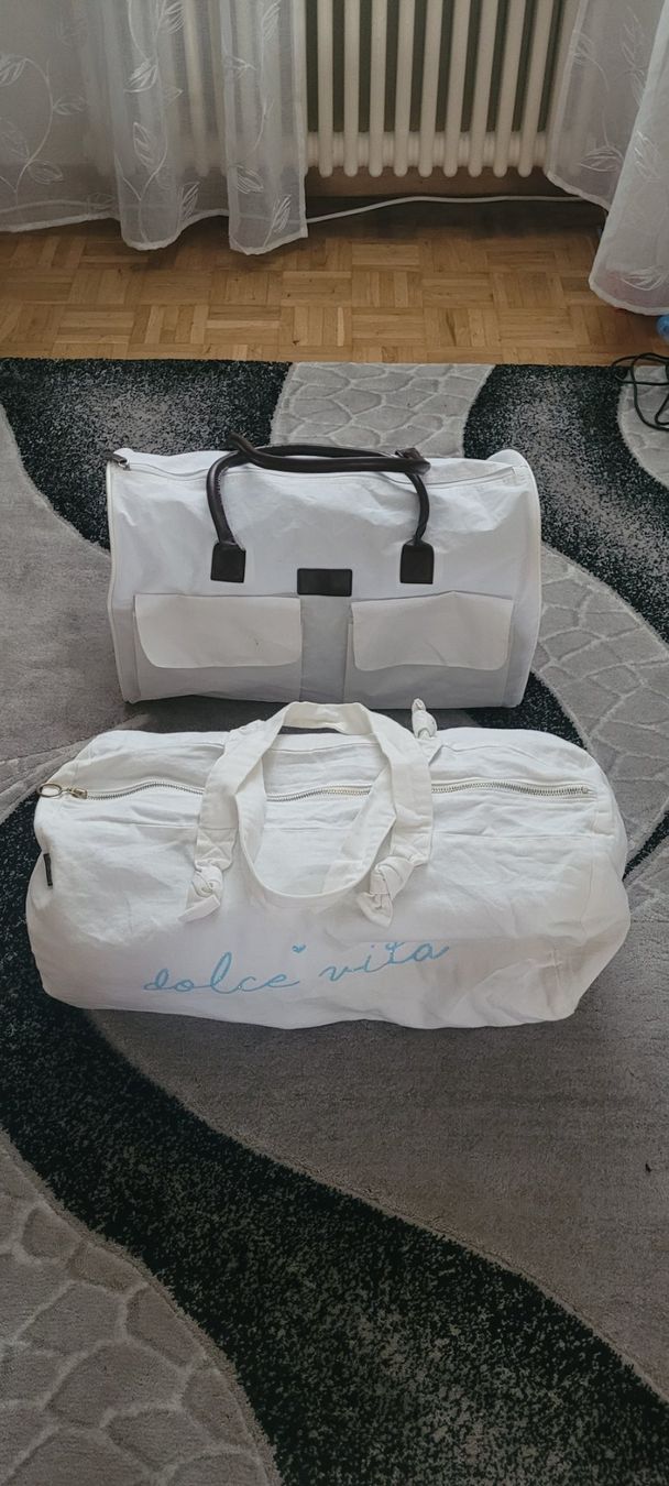 Camicette: BCBG MAXAZRIA  Chemise taille 40 – Nuovo (secondo la descrizione) da Vevey venduto da x_y_f 9