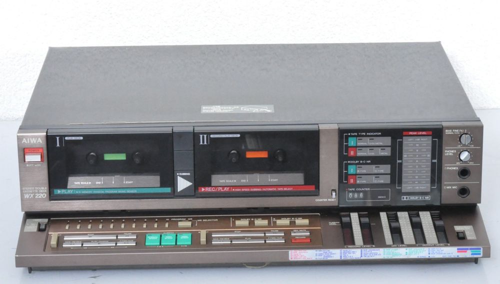 Années 70 (1977) Vintage - Radio/Lecteur cassette Aiwa TPR-910 Stereo Radio Cassette Recorder