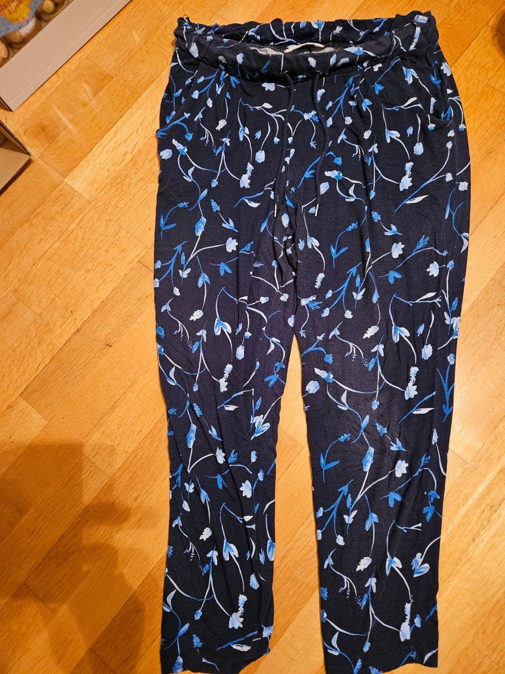Pantaloni: Damen Hose Gr 42 – Usato da Landquart venduto da Snug01