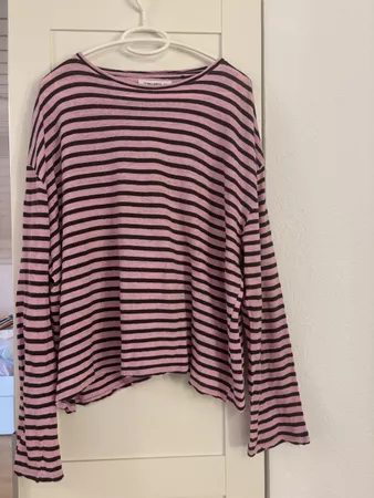 Gestreiftes Langarmshirt
