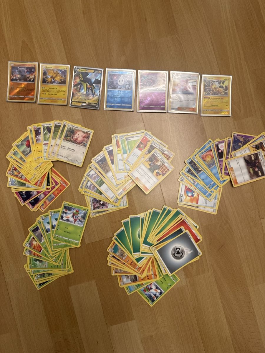 Pokémon Carte collezionabili: Pokémon Karten Sammelpack – Usato da Affeltrangen venduto da Atraente
