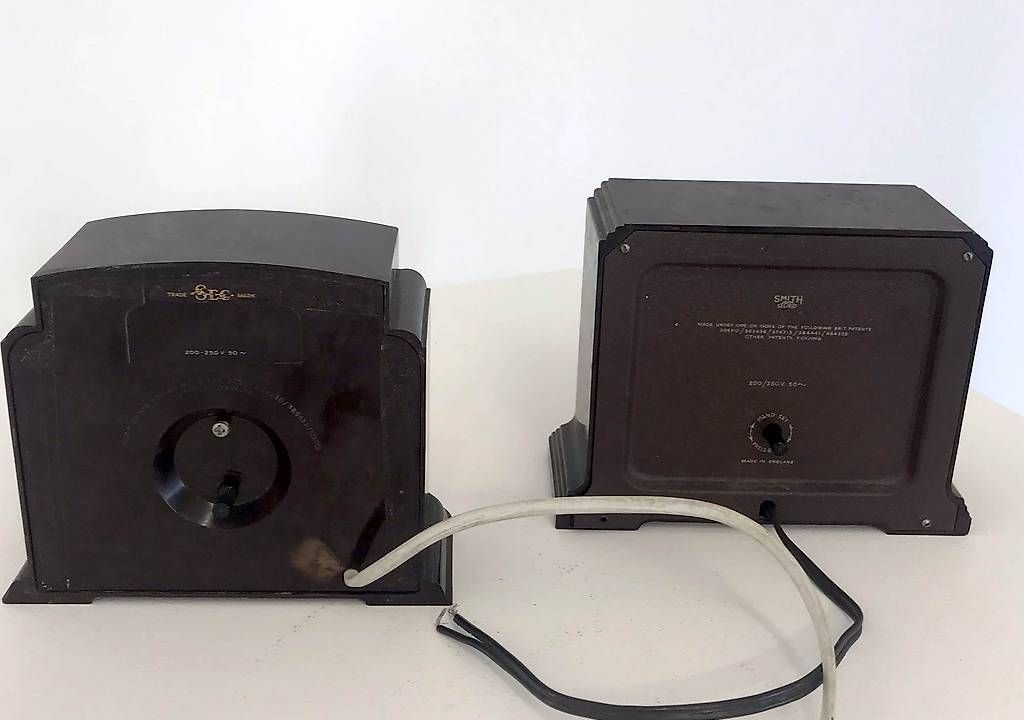 Stand- & Wanduhren: 2 horloges en bakelite de la marque Smith Sectric – Defekt aus bursins von silversurfer1972 1