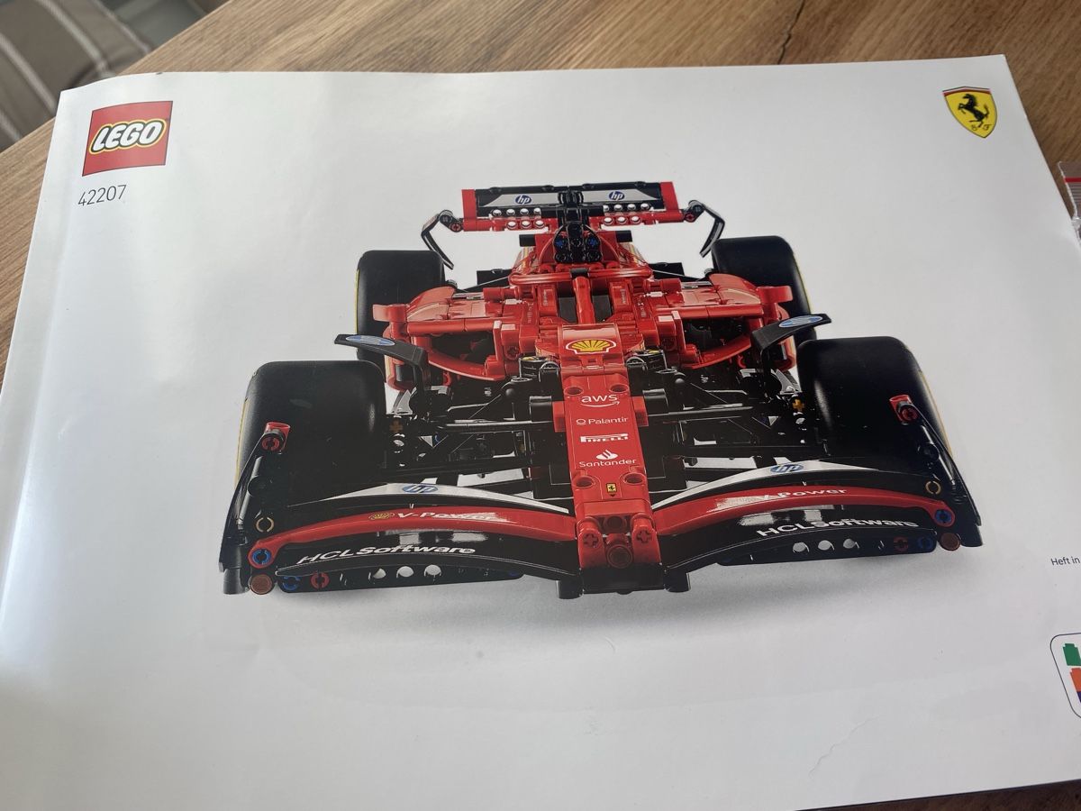 Lego Kit di costruzioni: Lego Technik Ferrari 42207 – Nuovo (secondo la descrizione) da Bächli (Hemberg) venduto da aika012 3