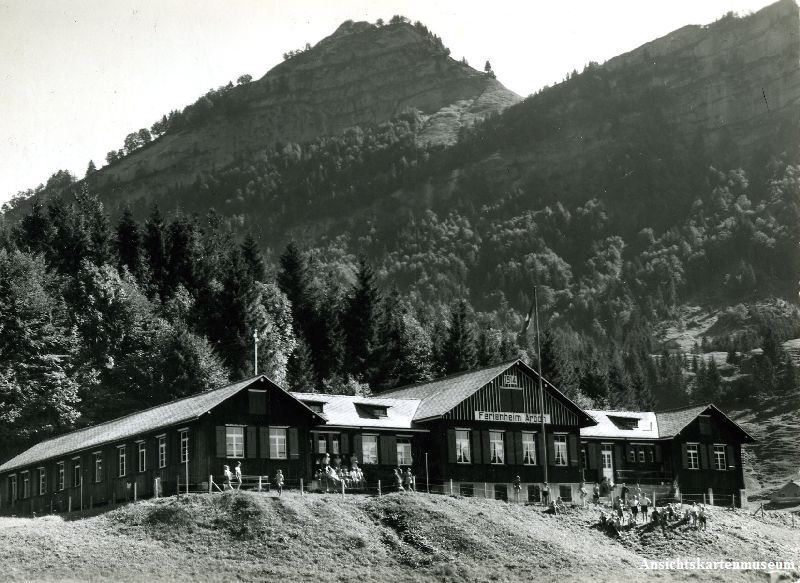 Cartoline postali: Urnäsch - Rossfall Ferienheim + 1964 – Usato da Emmenbrücke venduto da teestube