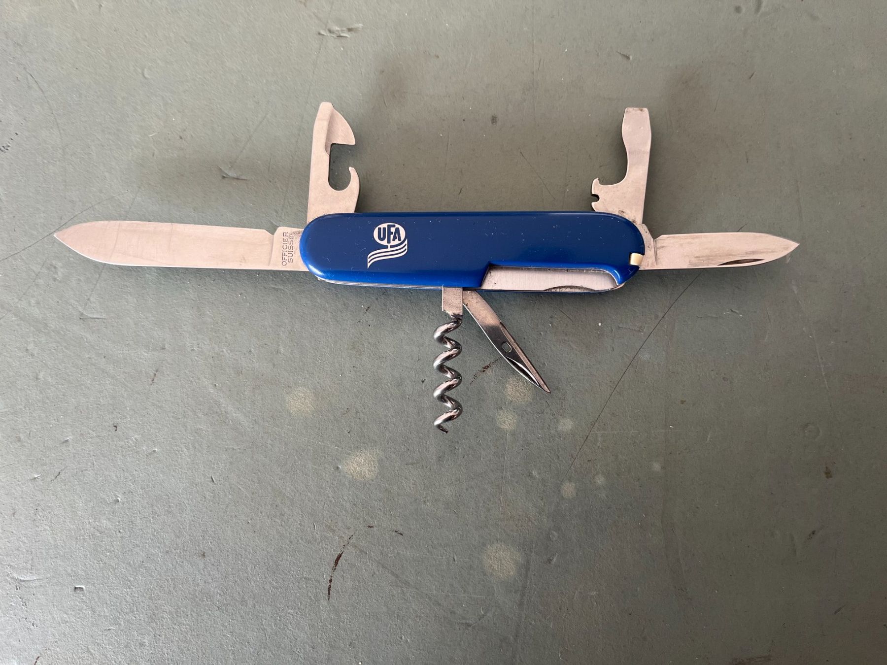 Victorinox Coltelli tascabile: Victorinox Werbemesser blau – Usato da Dintikon venduto da Redgar58 1