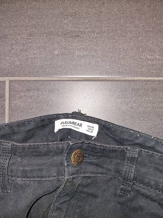 Pantaloni: Damen Cargo Hosen, Pull & Bear – Usato da Steinhausen venduto da ladisci 1
