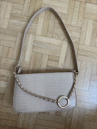 Carpisa Handtasche in Beige/Rosa mit goldener Kette 